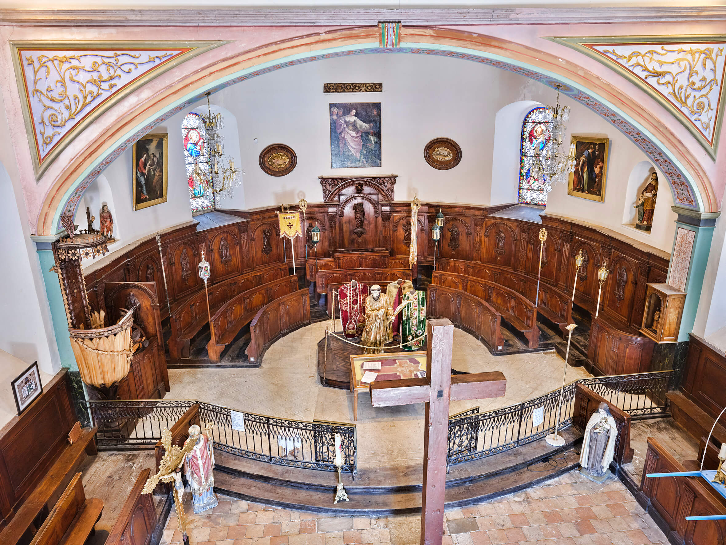 Autel de la chapelle des Pénitents de Tence